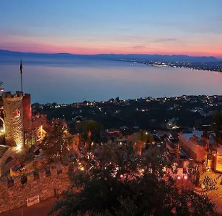 Central * Kalamata